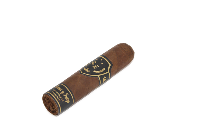 Tierra Y Fuego Short Robusto